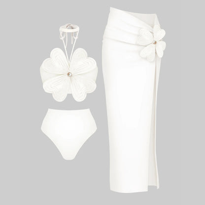 Casually Bikini With a Refined Edge