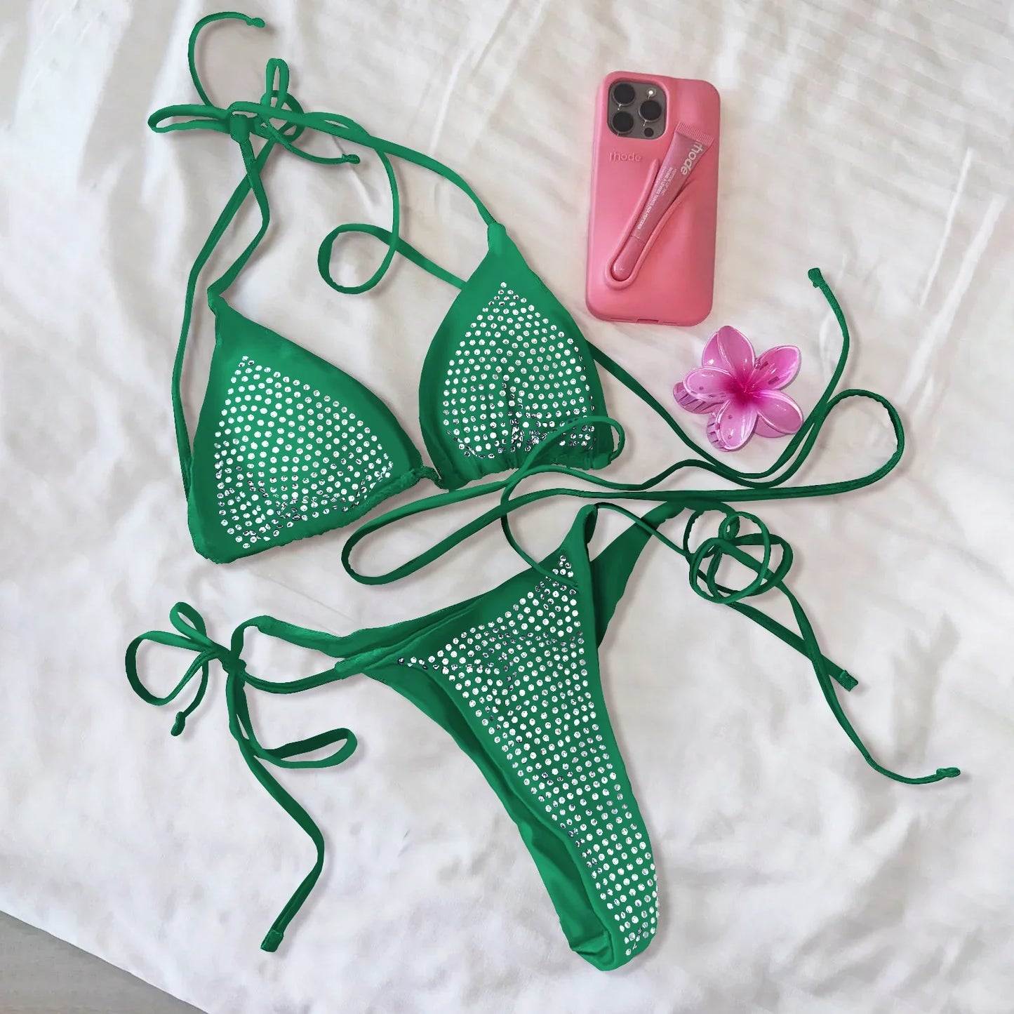 Beautifully Finished Bikini in a Timeless Design