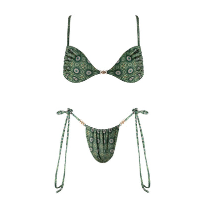 Beautifully Finished Bikini in a Timeless Design