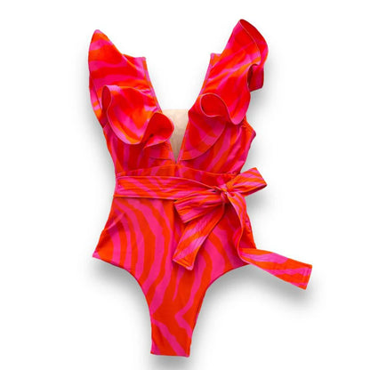 Effortlessly Monokini With a Timeless Design