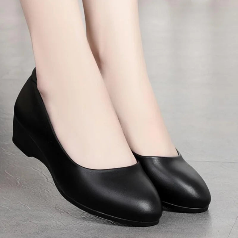 Versatile and Supportive Orthopedic Shoes