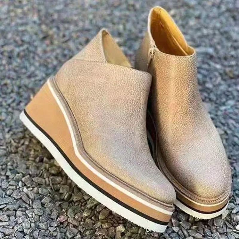 LM | Trendy and supportive orthopaedic boots