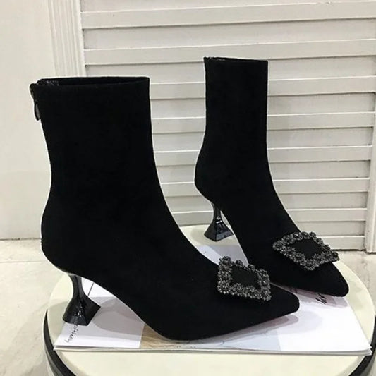 Durable and Supportive Orthopedic Boots