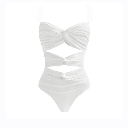 Casually Bikini With a Refined Edge