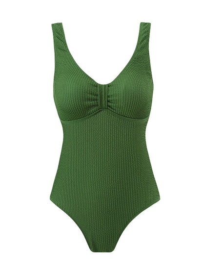 Finely Styled Monokini With a Classic Look
