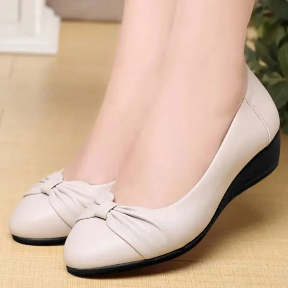 Tailored and Comfortable Orthopedic Flats