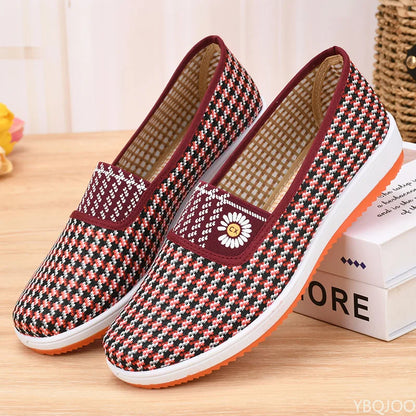 Tailored and Comfortable Orthopedic Shoes