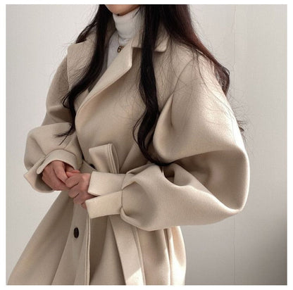 LM | Chic belted jacket for women