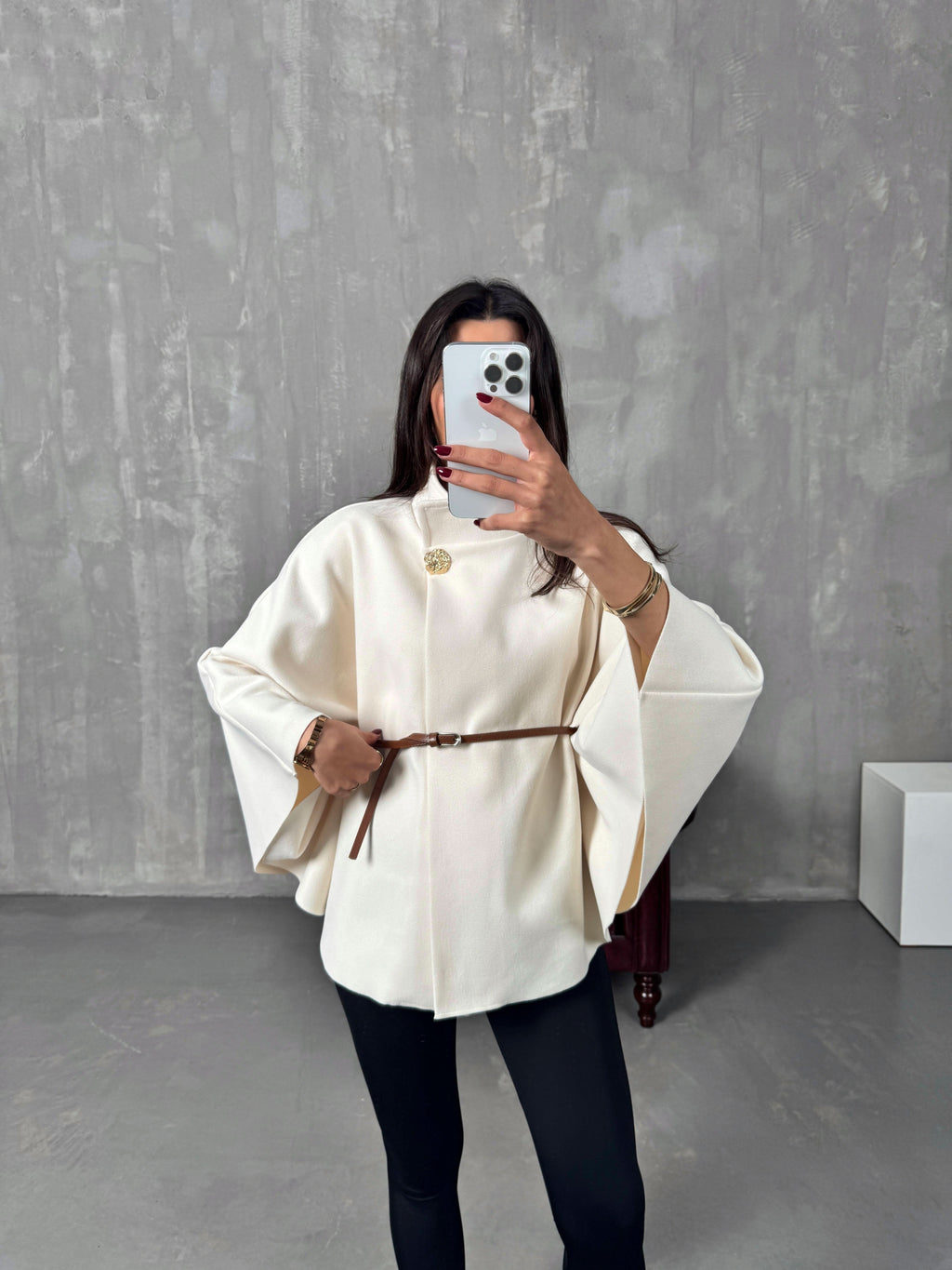 Well Tailored Jacket with a Graceful Silhouette