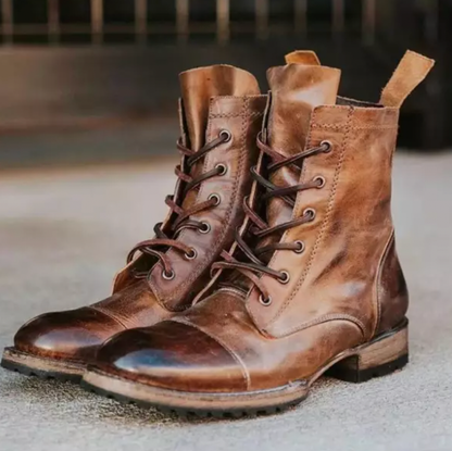Keira® | Casual and supportive orthopedic boots.
