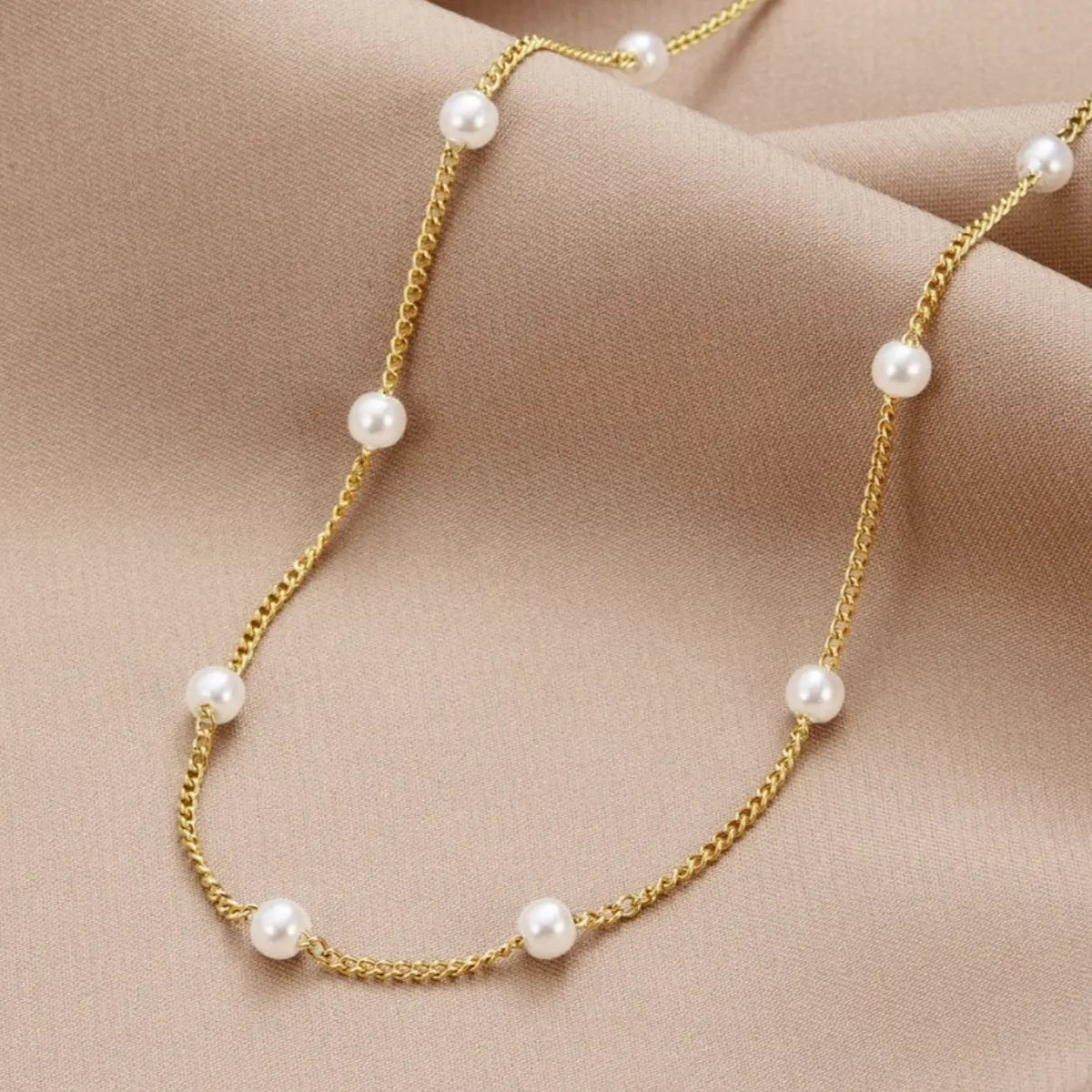 Freshwater Pearl and Gold Necklace