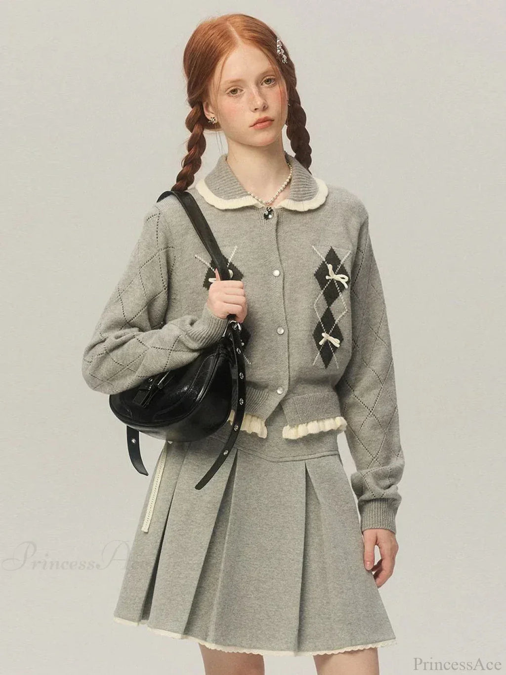 Elegantly Designed Cardigan