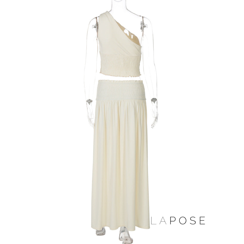 Gracefully Styled Garment for Any Occasion
