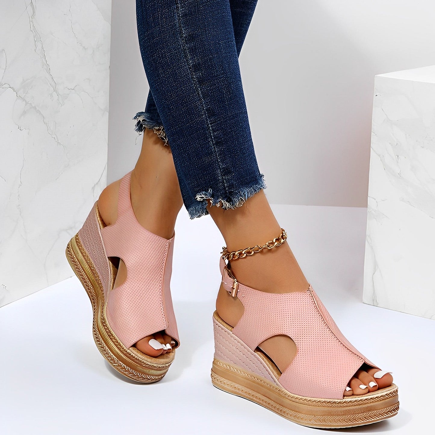 LM | New orthopaedic sandals 2024