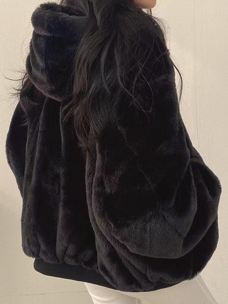 LM | Casual and effortless winter garment