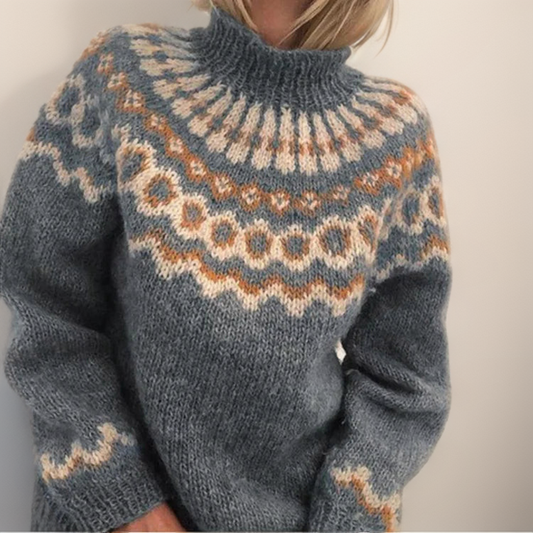 Freya® | Thick and cozy turtleneck sweater