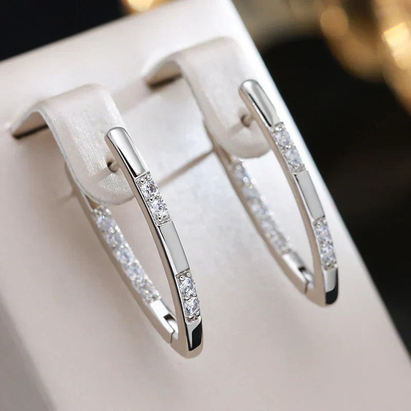 Beautiful Gold Earring with Unique Style
