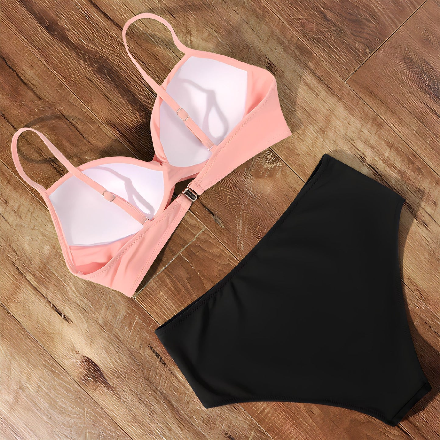 LM | Bikini with high waist and twist front top