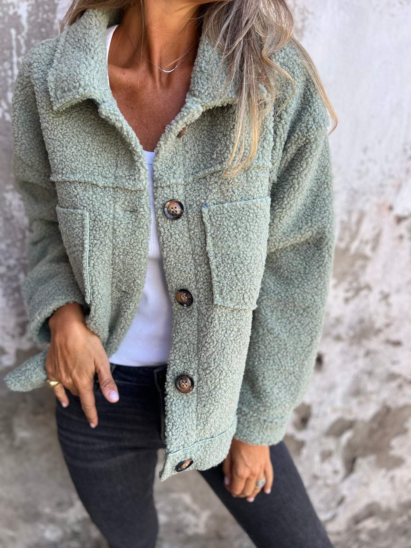 LM | Stylish fall coat