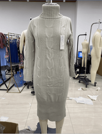 LM | Loose, twisted knit turtleneck sweater 2024