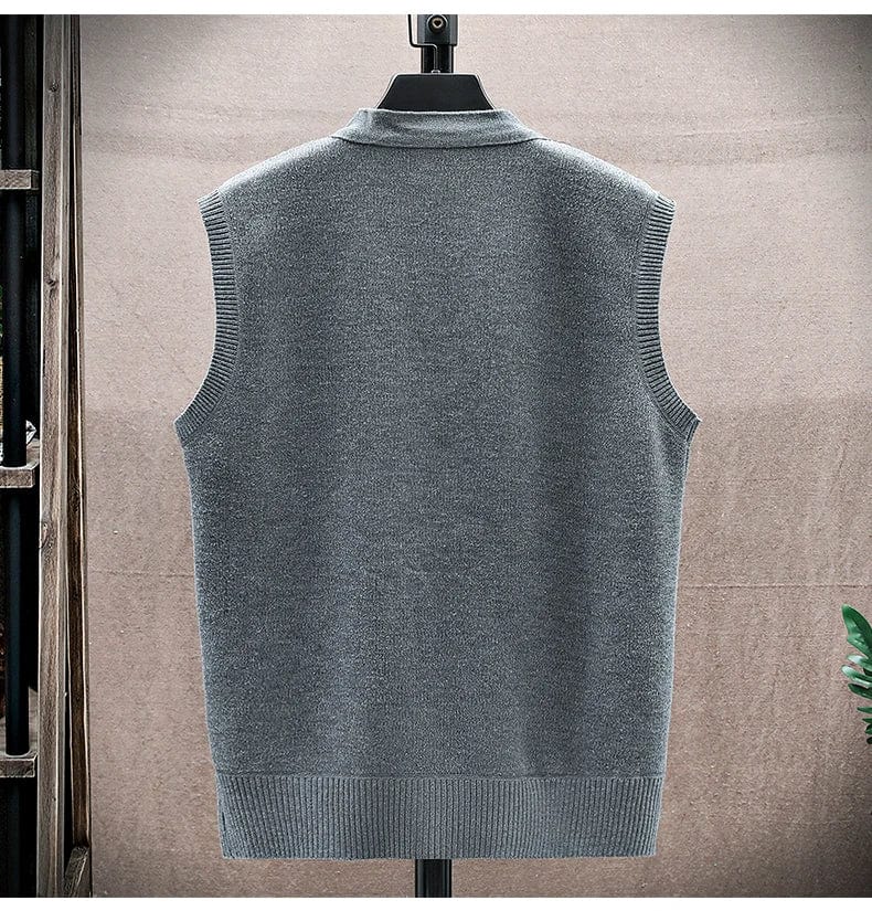 LM | Casual sleeveless sweater with V-neckline