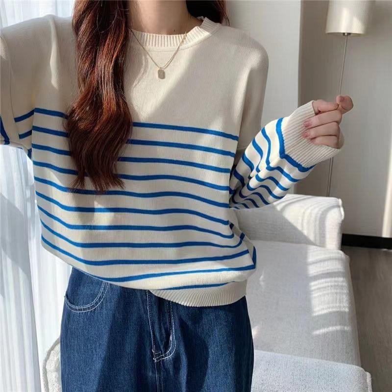 LM | Solid round neck sweater