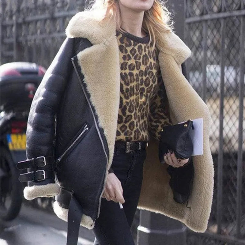LM | Leather buckle jacket