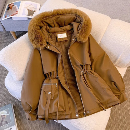 LM | stylish coat with fur collar